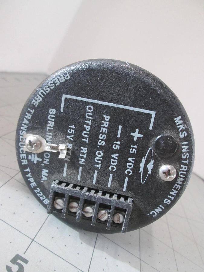 Used MKS. Baratron Type 222B, 222BA-00010AA-SP009-81, 10 Torr, Used