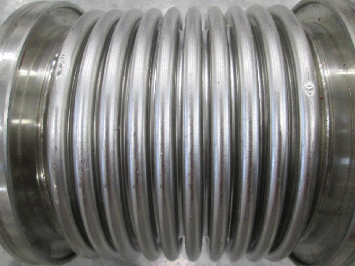 Used Stainless Steel Formed Bellows Vacuum Pipe/Hose, 5"L, 127MM Flange, Used