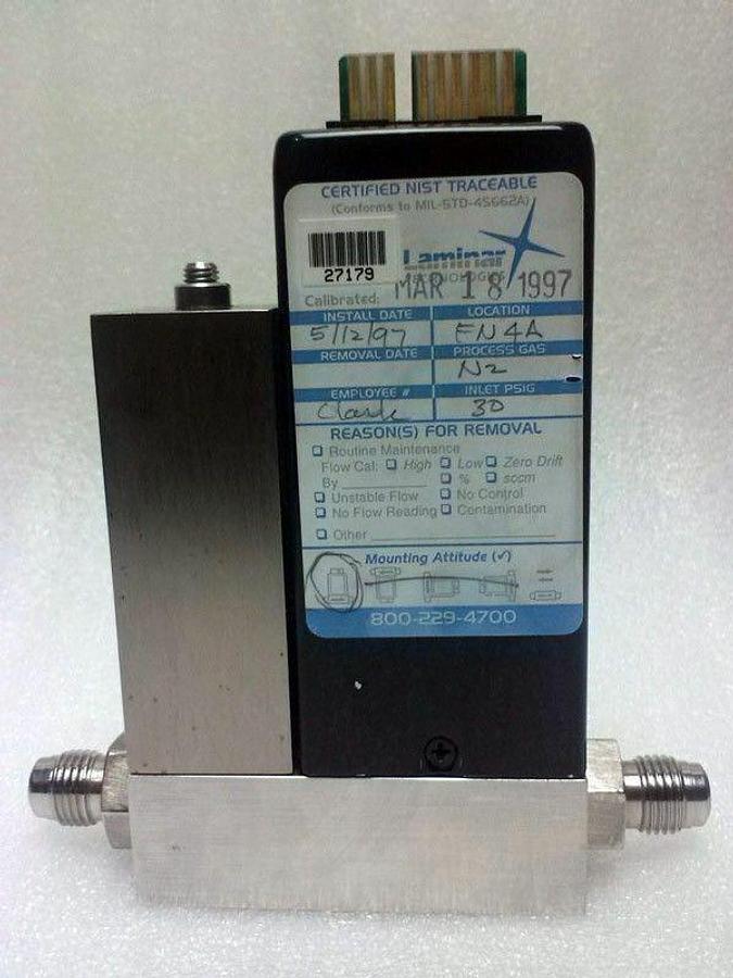 Used AMAT 3030-01054 Mass Flow Controller Unit UFC-1100A MFC, N2 1SLM, Used