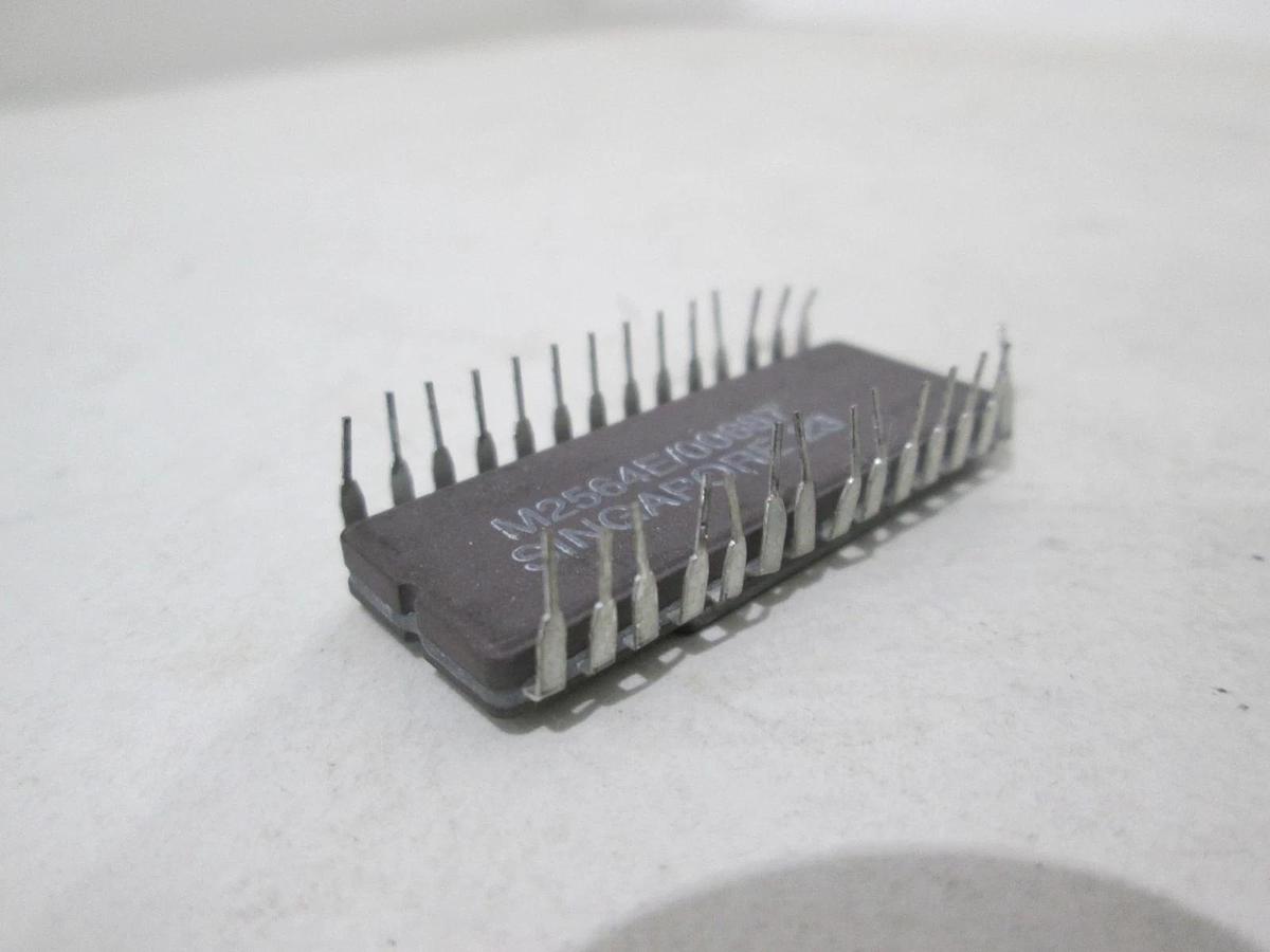 Used Texas Instruments, M2564E/00687, Integrated Circuit, Used