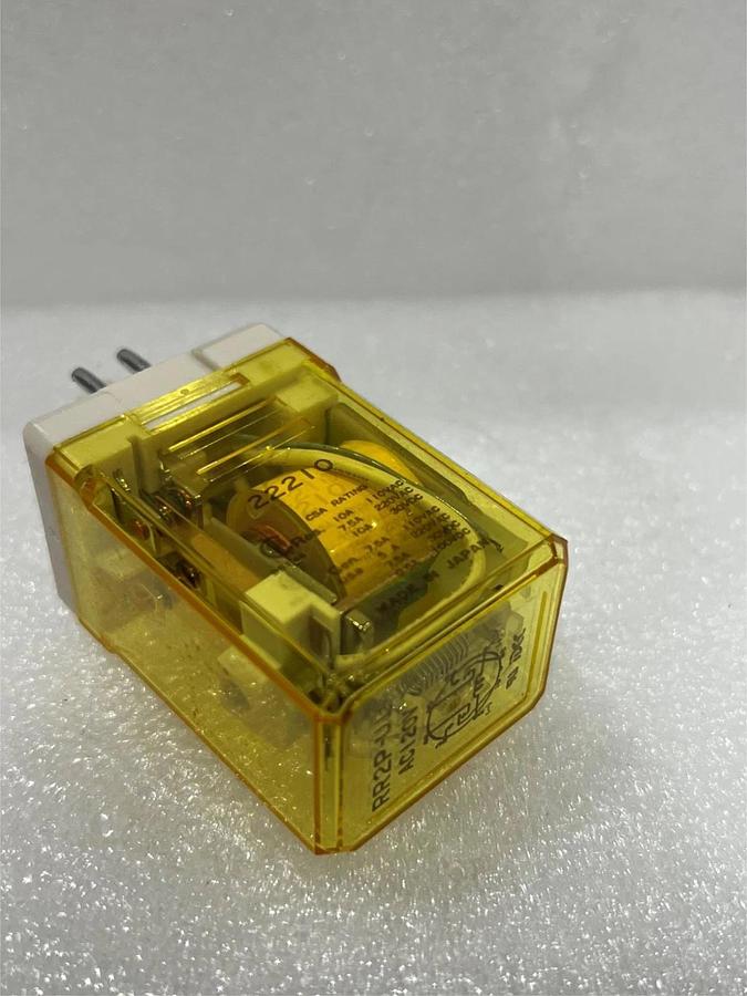 Used IDEC, RR2P-UL, 120V, Relay, Used