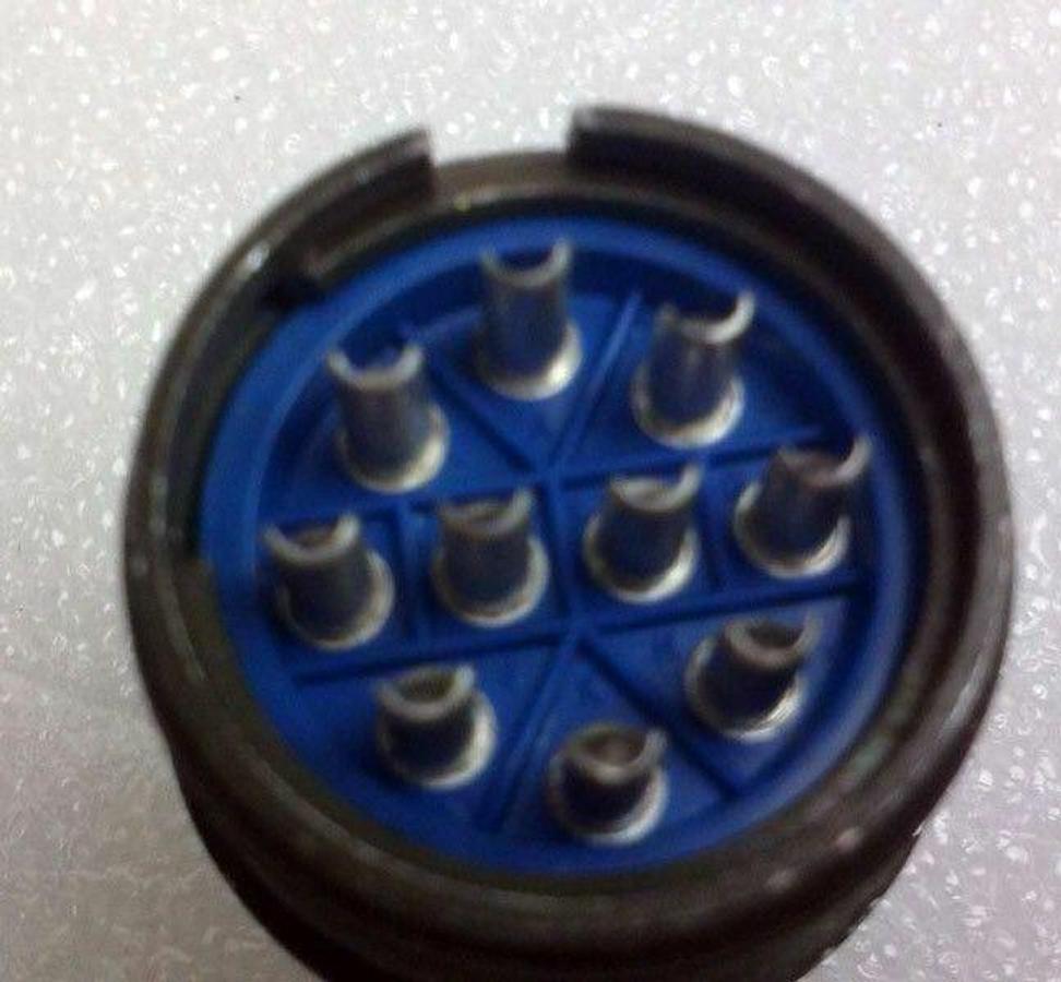 Used Amphenol MS3106-A-18-19P Circular 10-Pin Connector, NWOB, Lot of 10