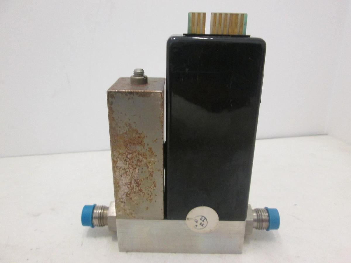 Used Unit UFC-1100A, Mass Flow Controller MFC, N2, 2 SLM, Used
