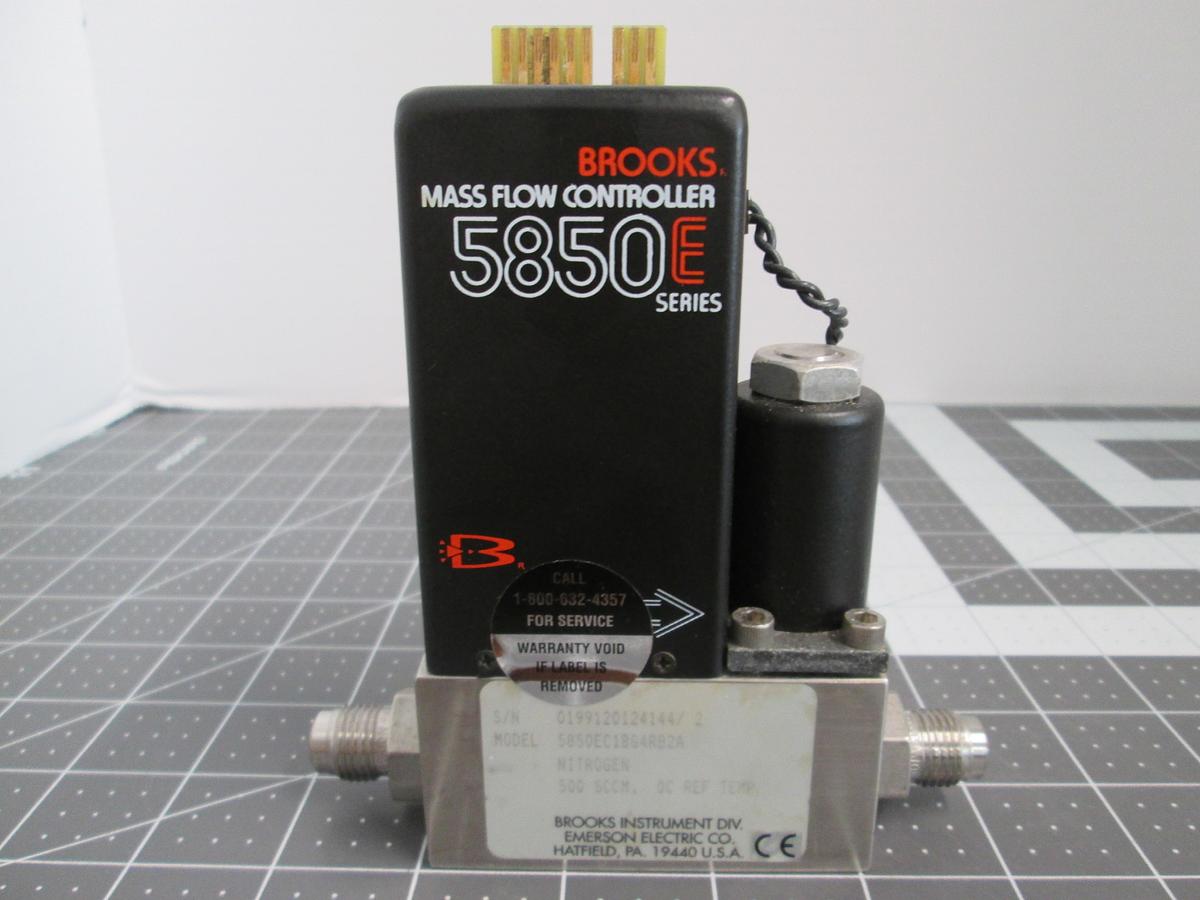 Used Brooks, 5850E, 5850EC1BG4RB2A, Mass Flow Controller 500 SCCM N2