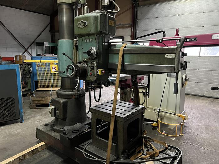Used BRUGT RADIALBOREMASKINE FABRIKAT MAS, MODEL VR 4