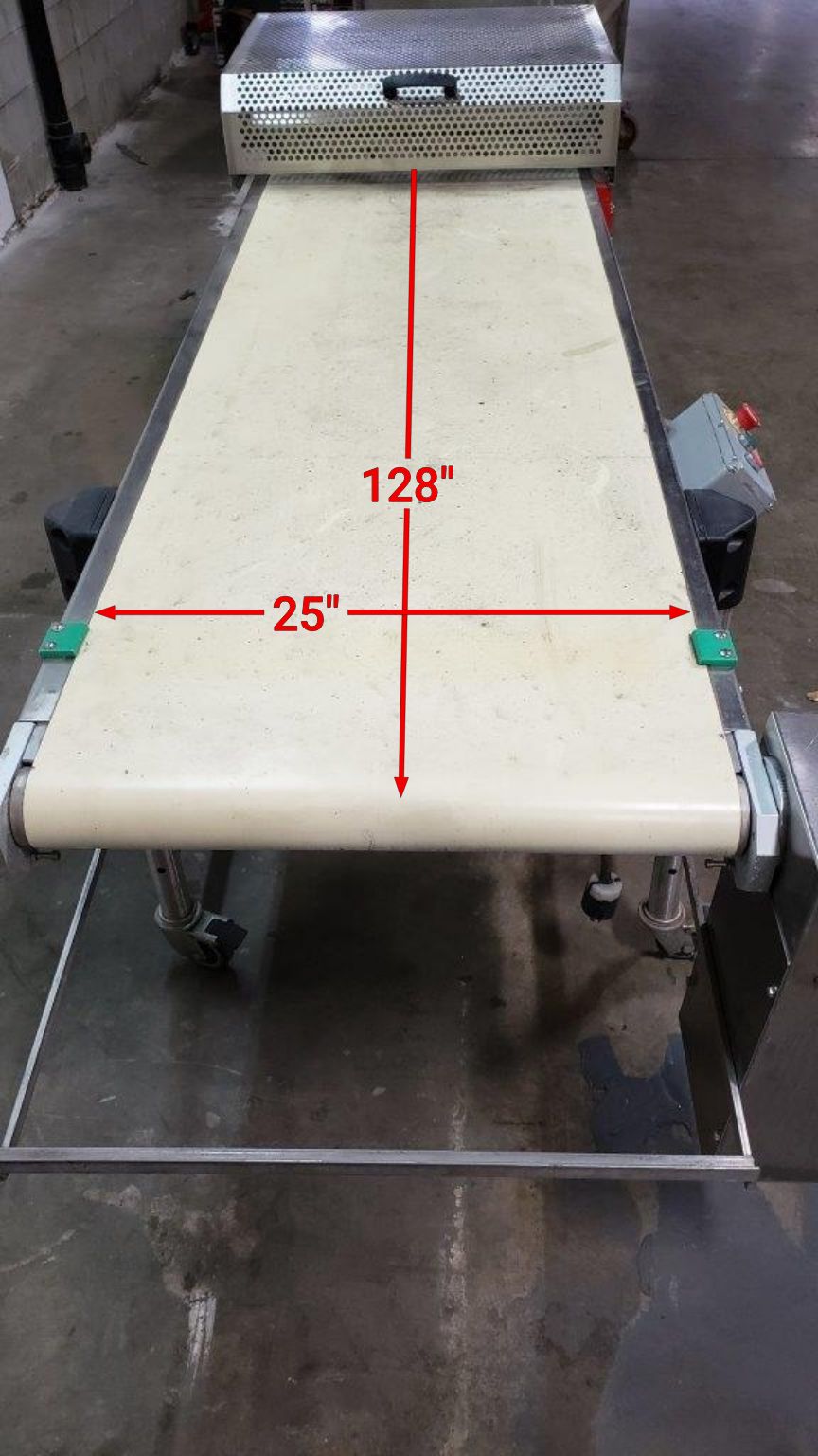 Used Harvest Reliant Cutting Table