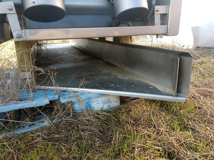 Unused Feeder, Vibratory, 24" X 8', S/st, Meyer, (2) 0.47 HP #S738698