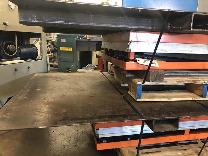 Used AMERICAN ET2001, 4,400 LB. 4' X 8' SCISSOR-LIFT