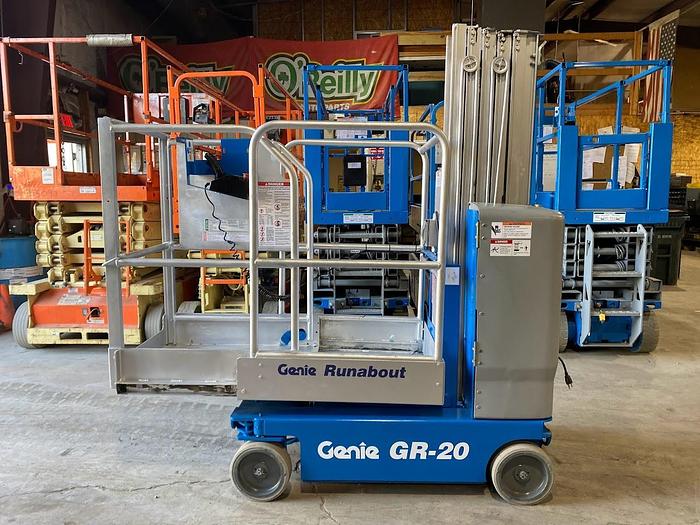 Used 2014 GENIE GR20