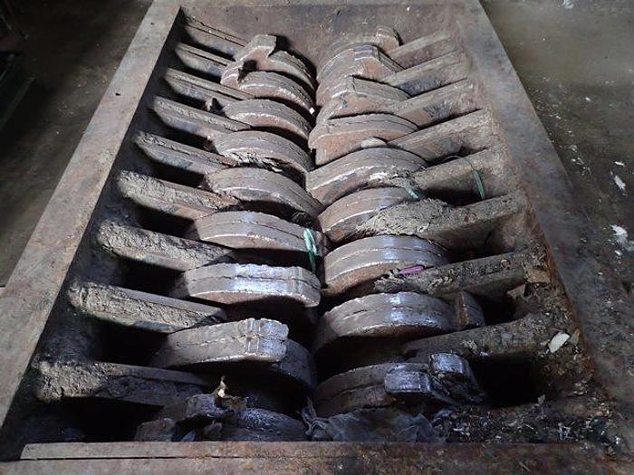 Used SATURN MODEL 72-46T DUAL SHAFT SHREDDER 300 HP