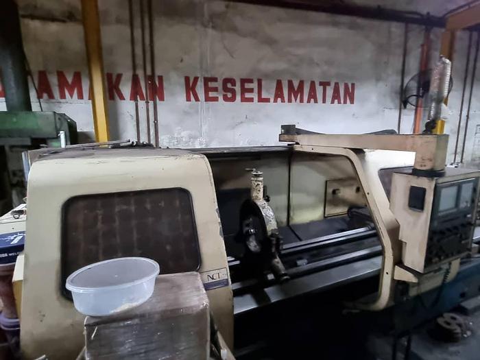 Used 2007 CNC TAKANG LA26-3000 HEAVY DUTY CNC TURNING LATHE MACHINE