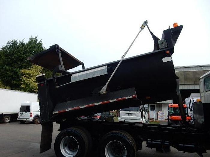 Used 14' Kybato AR-500 Quick Change Box with Kybato Quick Change 5th Wheel Plate & Aluminum headache rack