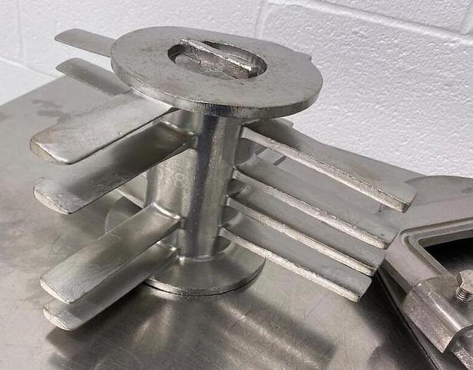 Used FITZPATRICK MODEL D6A FITZMILL - SCREW FEED - S/S