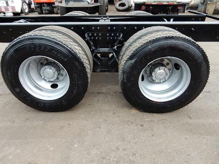 Used 2006 International 7600- Stock #: 8594