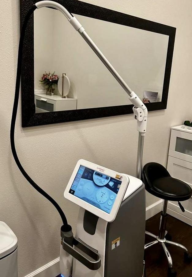 Used 2022 Lutronic LaseMD Ultra