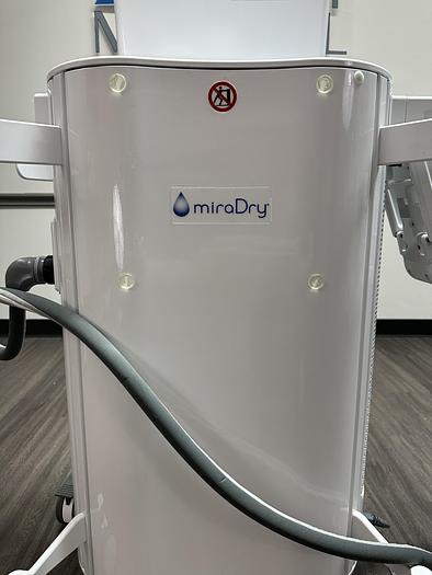 Used 2019 MiraDry Inc. MiraDry MD4000-MC Sweat & Odor Reduction Hyperhidrosis Treatment TIPS INCLUDED