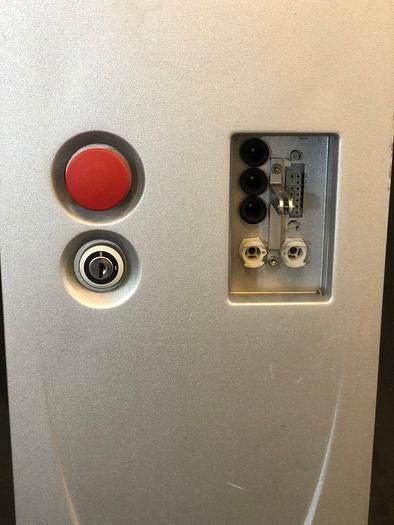 Used 2006 Syneron eLight with DS, ST, SR Hand Pieces