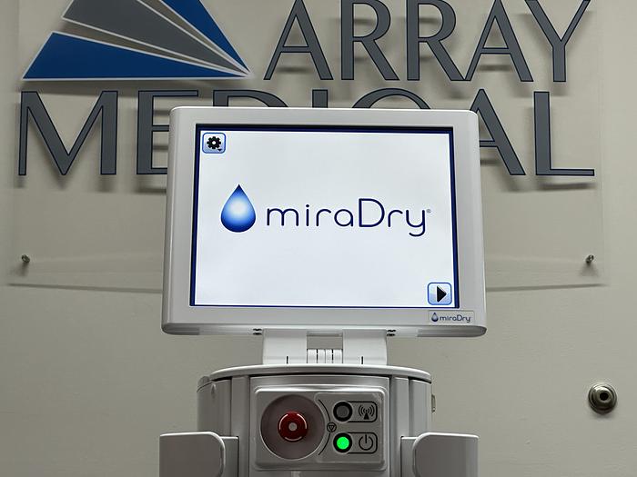Used 2019 MiraDry Inc. MiraDry MD4000-MC Sweat & Odor Reduction Hyperhidrosis Treatment TIPS INCLUDED