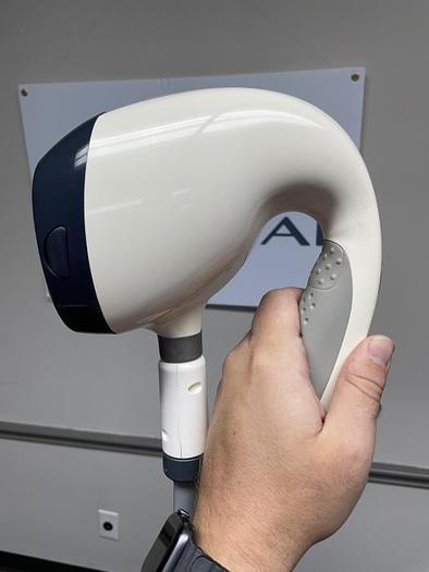 Used Used SYNERON VelaShape III