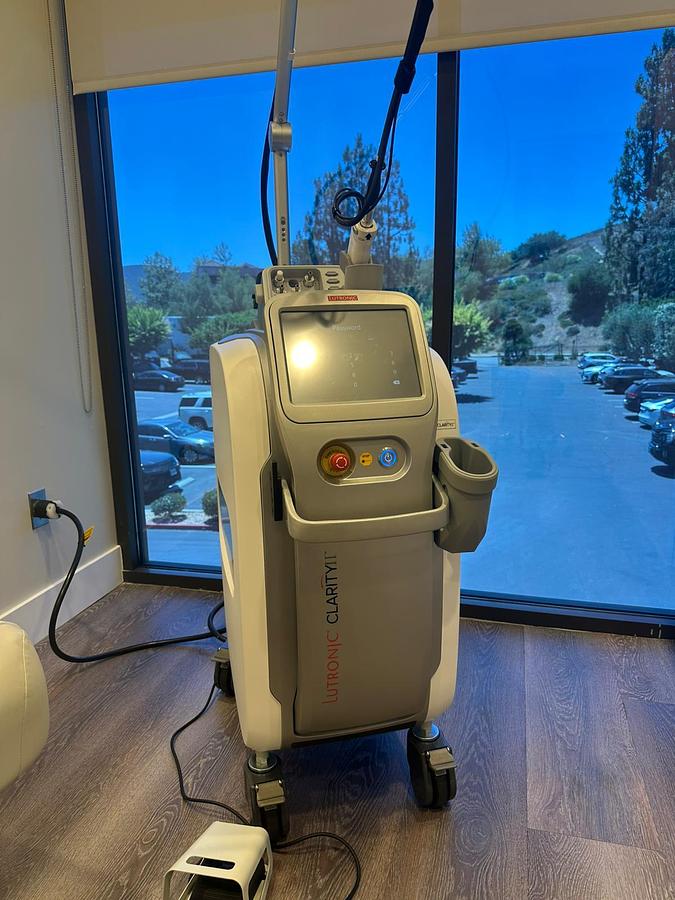 Used 2022 Lutronic Clarity II