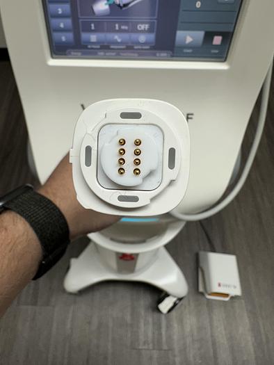 Used 2020 Cartessa Virtue RF Microneedle System SHEnB Virtue RF- SmartRF Hand Piece Only