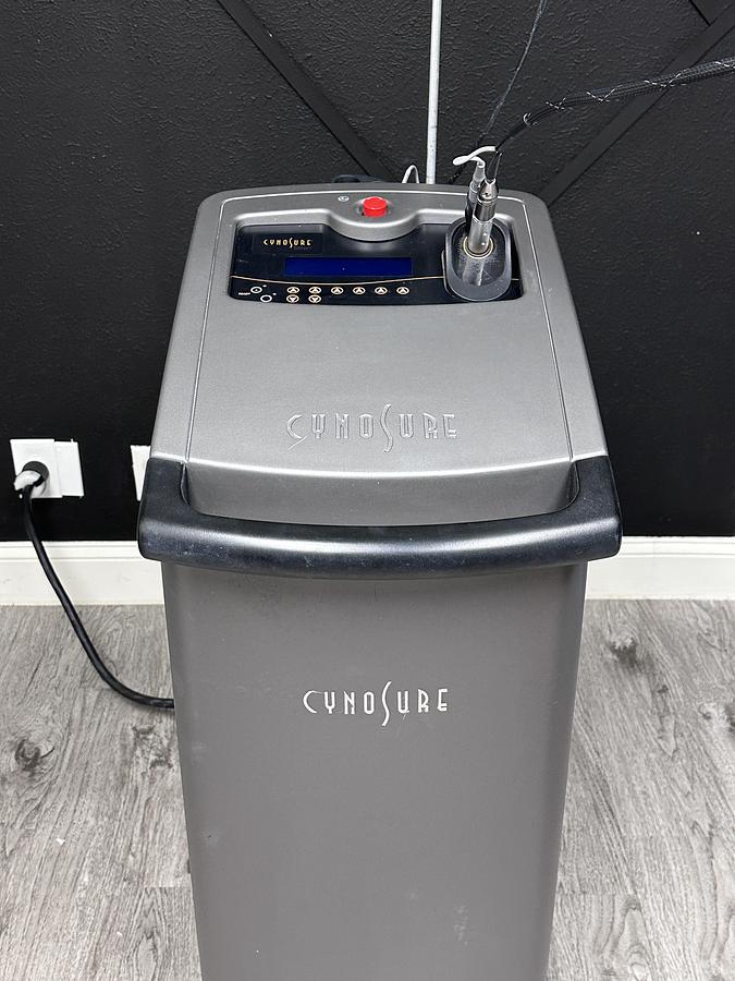 Used 2008 CYNOSURE Elite ELMD