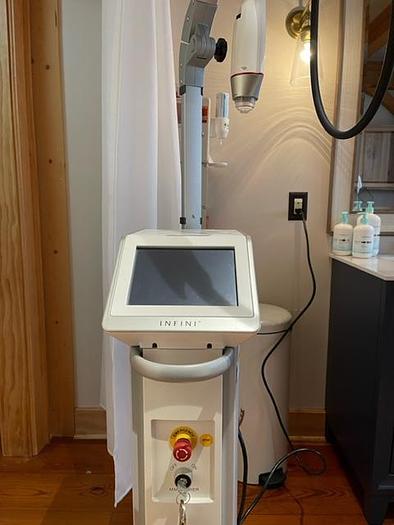 Used 2022 LUTRONIC Infini