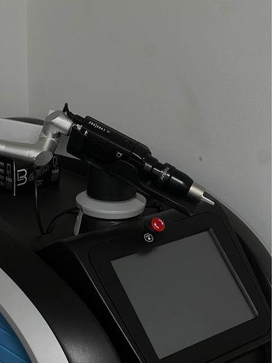 Used 2016 Cynosure Picosure- 3 Wavelength