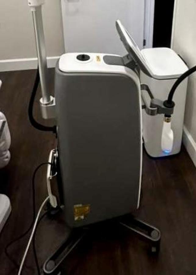 Used 2022 Lutronic LaseMD Ultra