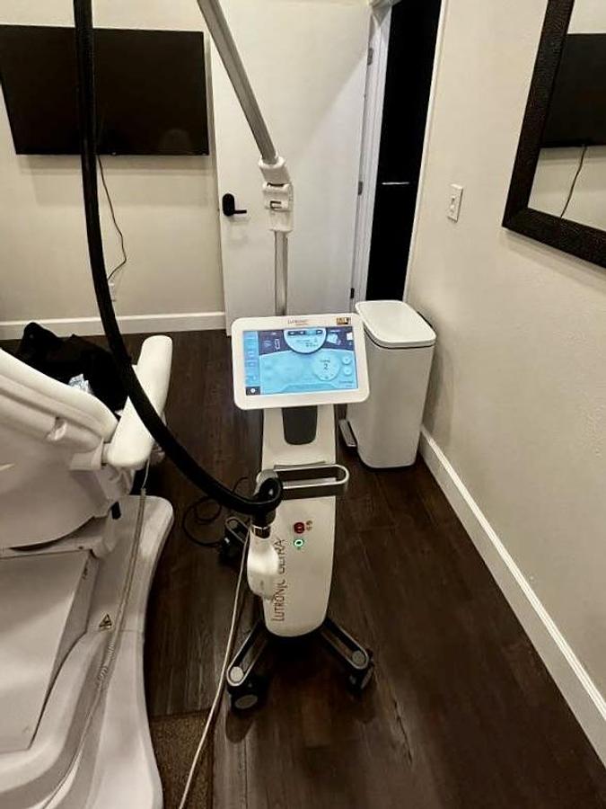 Used 2022 Lutronic LaseMD Ultra