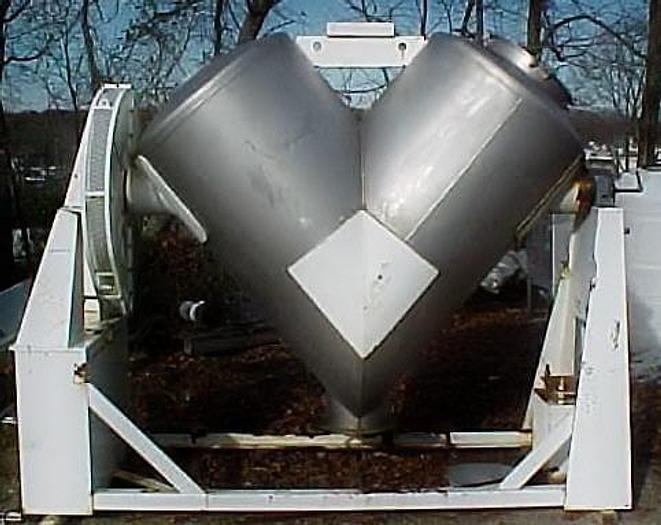 Used 75 CU. FT. P-K TWIN SHELL BLENDER – S/S