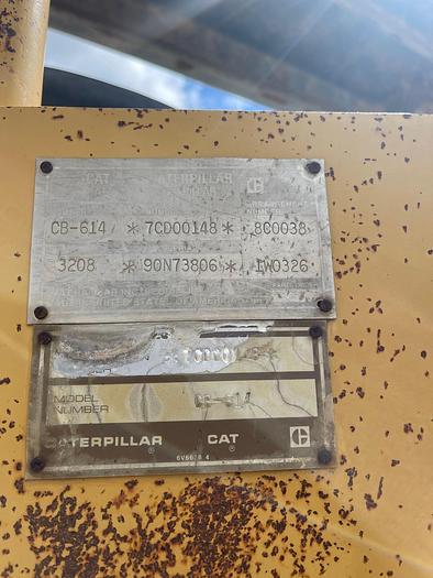 Used 1992 Caterpillar CB-614