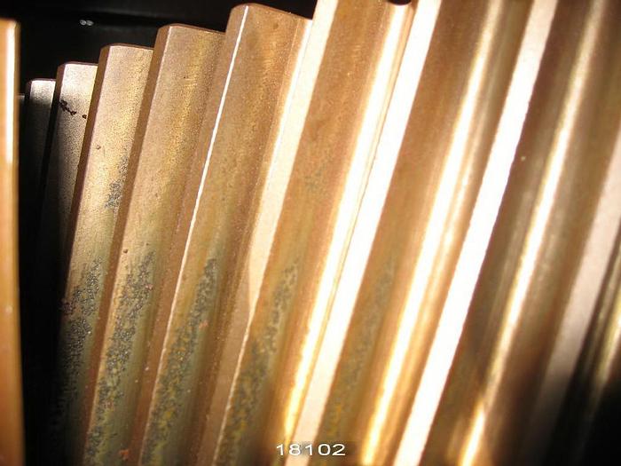 Used Falk 2100Y1-LS Parallel Shaft Gear Drive, 350 Hp, 2.08 S.F., 3.955/1 Ratio #18102