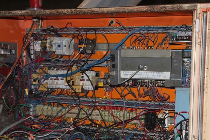 Used 1986 Kasto  SBB 260 Automatic Vertical Bandsaw | 10.25" x 10.25"