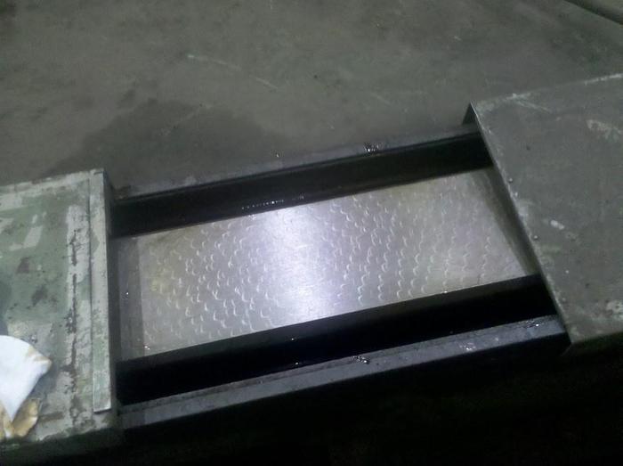 Used Cincinnati Roll Grinder 38" x 300", ID17328