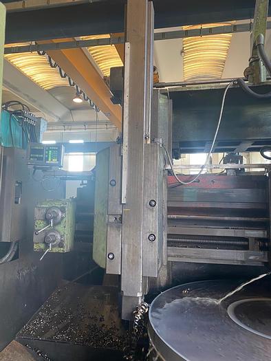 Used Vertical Lathe Machine Titan SC22