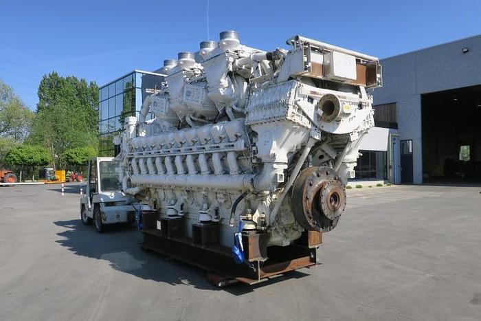 Used 2000 MTU 20V1163TB93 marine engine 10000 HP