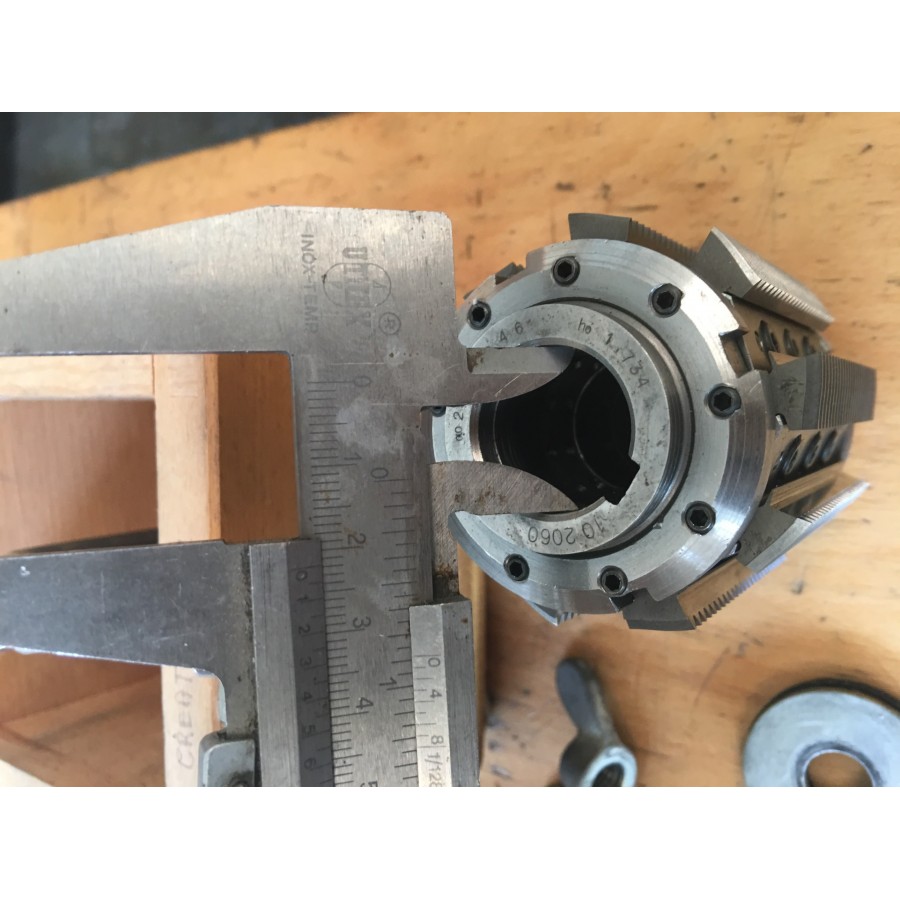 Usato Creatore usato in metallo duro -  Modulo 0,8  - Angolo di pressione 20°