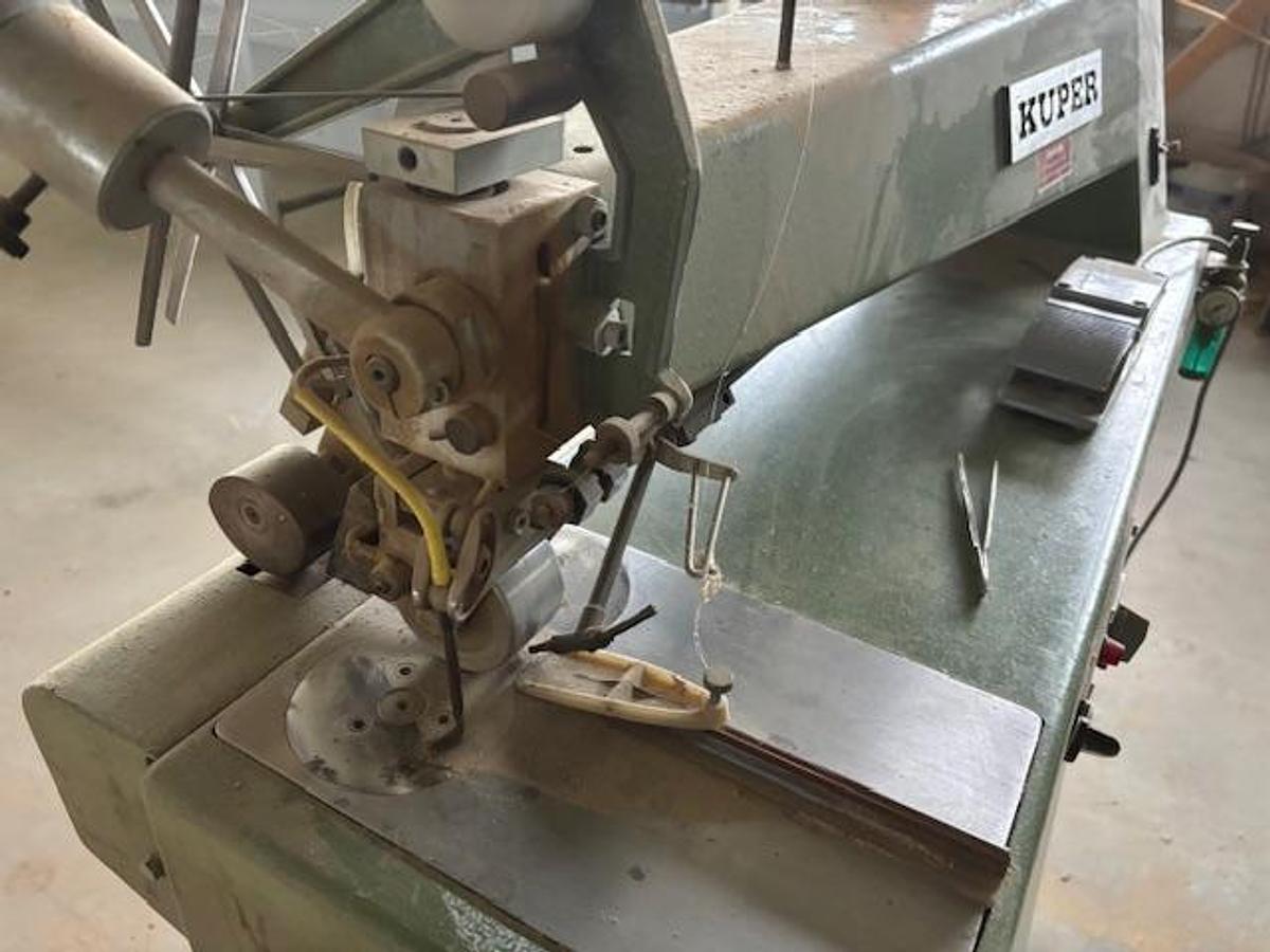 Gebraucht Kuper Furnierklebemaschine
