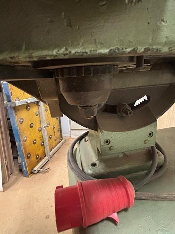 Gebraucht Thiel Segura 117 Metallbandsäge