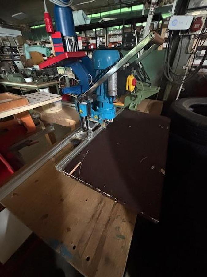 Gebraucht Topfbandbohrmaschine Blue Max mini Bohrmaschine in kompakter Bauweise mit Handhebel