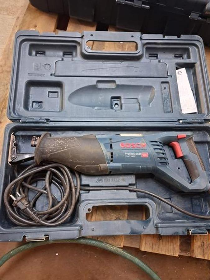 Gebraucht Bosch GSA 1100 E Professional Säbelsäge