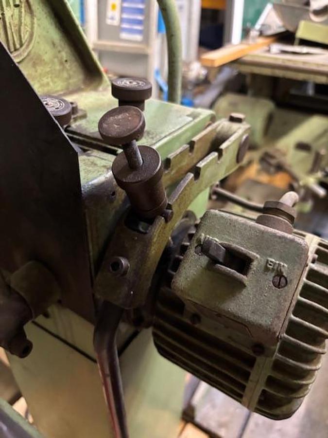 Gebraucht Merz Hobelmesserschärfmschine 650 mm Schärfbreite