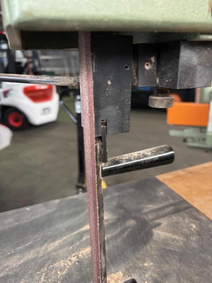 Gebraucht Braun Profil Bandschleifmaschine