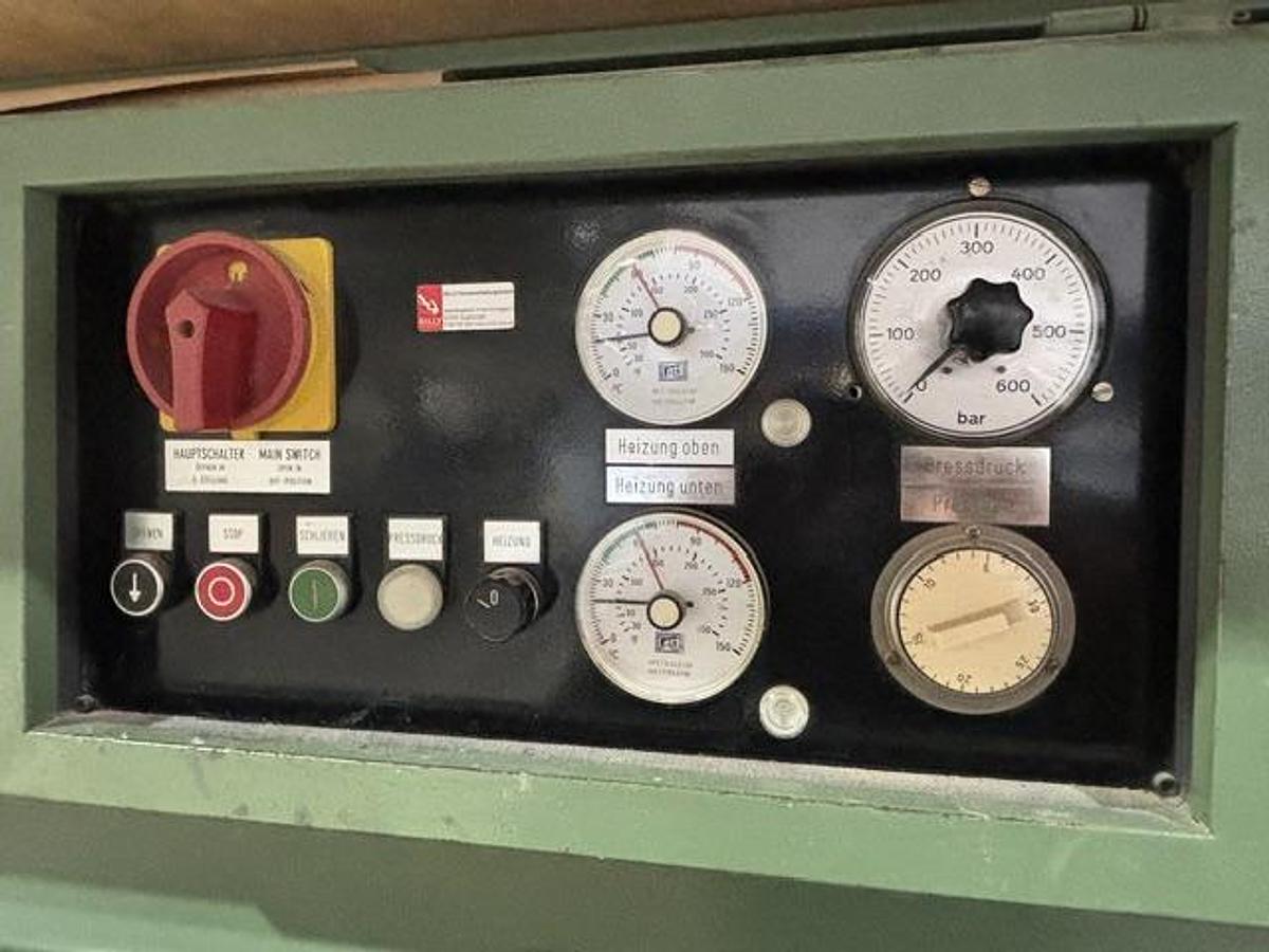 Gebraucht OTT Furnierpresse ST 2511/80