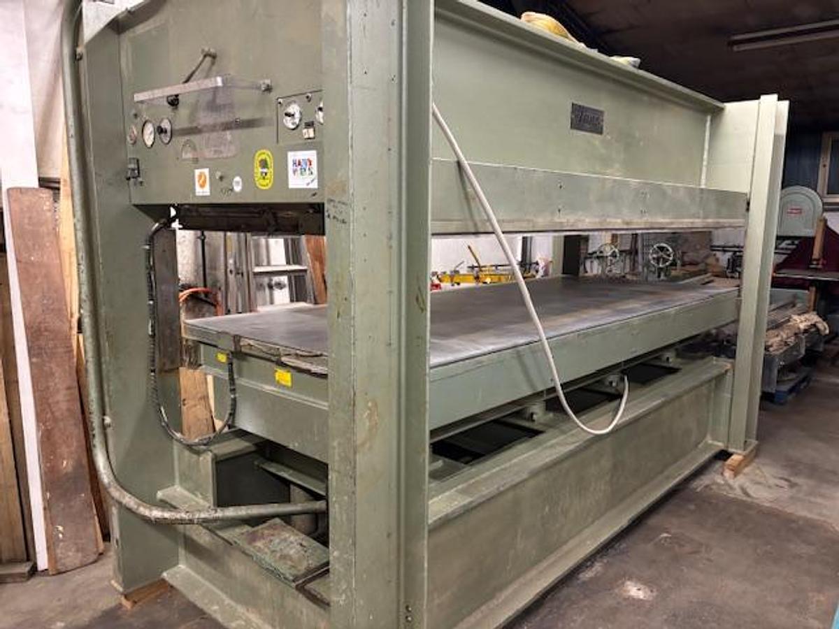 Gebraucht 1975 Joos Furnierpresse HP 120