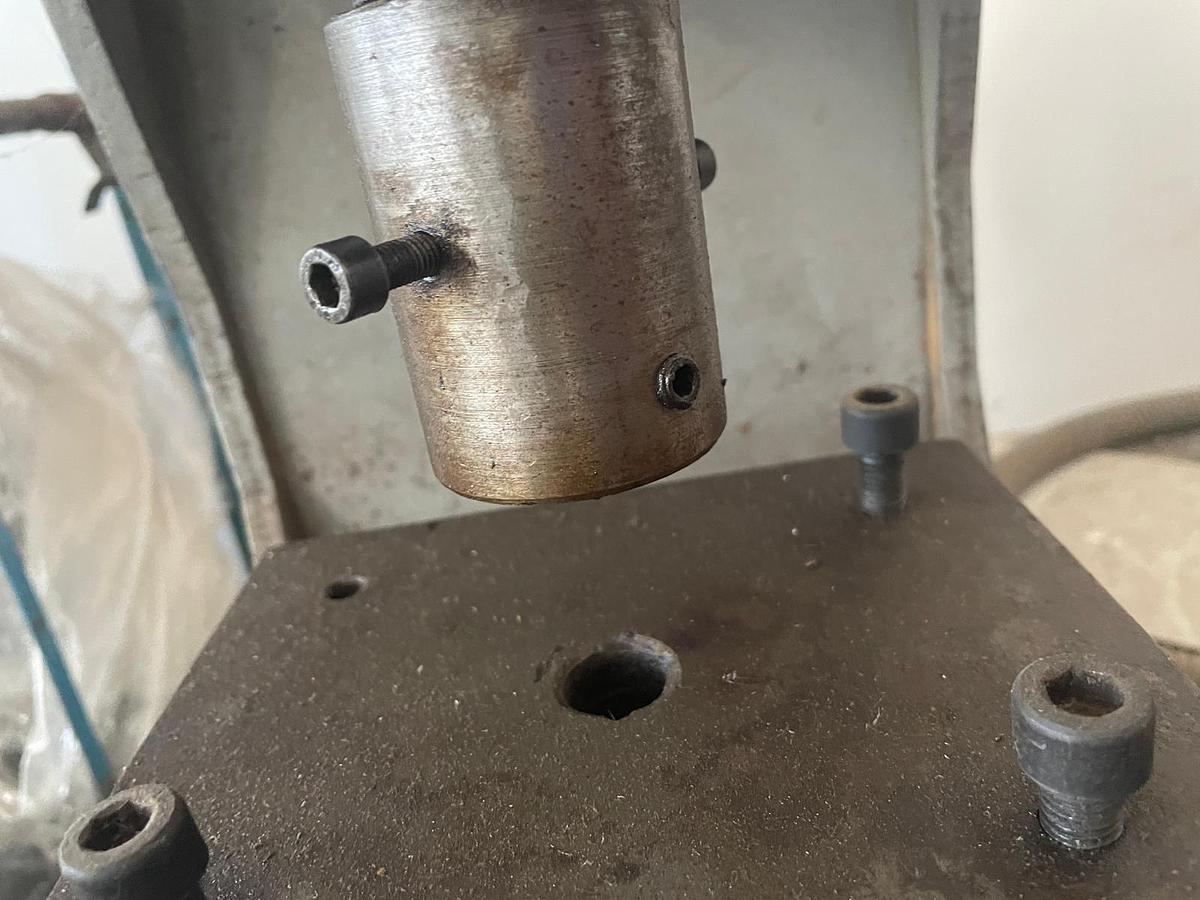 Gebraucht Elumatec Stanze hydropneumatisch