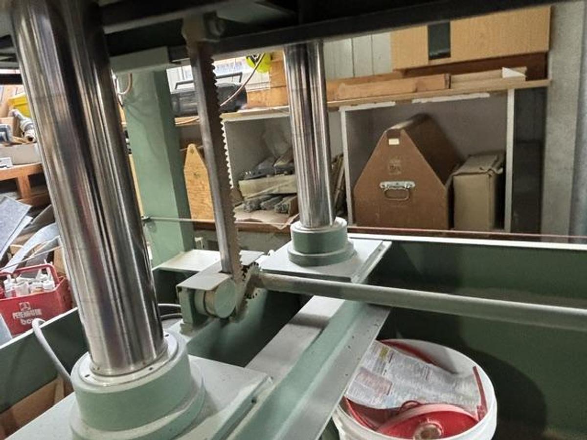 Gebraucht OTT Furnierpresse ST 2511/80