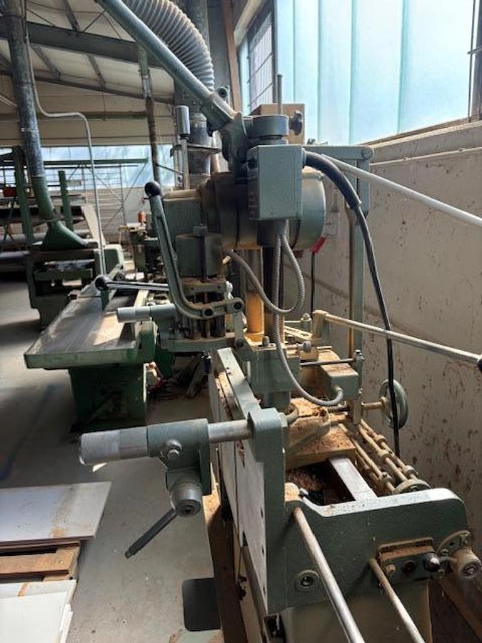Gebraucht Türschlossfräse SL100
Mit Fräsmotoren für Stulp und Drücker