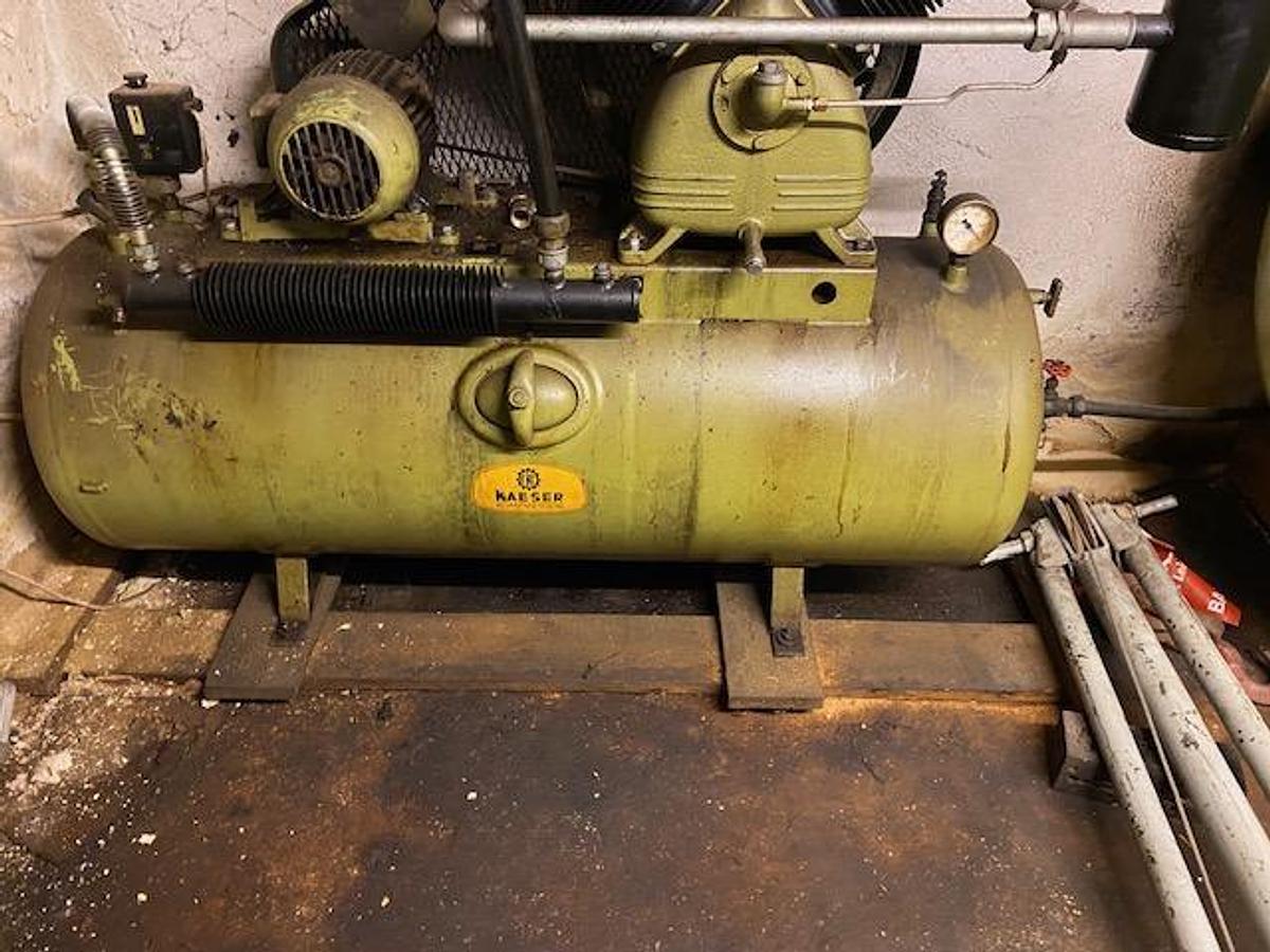 Gebraucht Kompressor Hubvolumen 2000 l/min